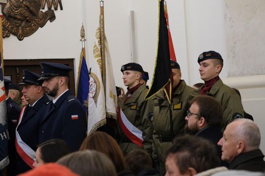 Chełm. Uroczystość z okazji Święta Niepodległości 2024. Msza św. w chełmskiej bazylice [GALERIA ZDJĘĆ]