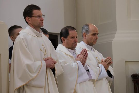 Chełm. Uroczystość z okazji Święta Niepodległości 2024. Msza św. w chełmskiej bazylice [GALERIA ZDJĘĆ]