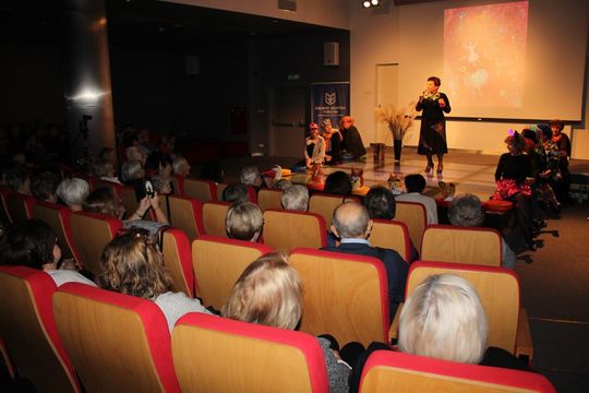 Chełmska Biblioteka Publiczna świętowała Dzień Seniora [GALERIA ZDJĘĆ]