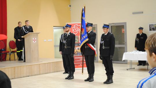 Gm. Izbica. Ślubowanie Młodzieżowej Drużyny Pożarniczej OSP Izbica [GALERIA ZDJĘĆ]