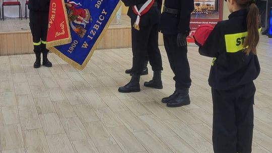 Gm. Izbica. Ślubowanie Młodzieżowej Drużyny Pożarniczej OSP Izbica [GALERIA ZDJĘĆ]