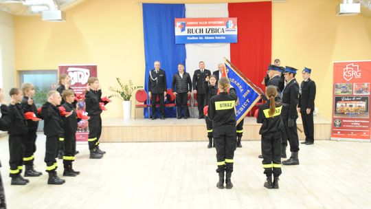Gm. Izbica. Ślubowanie Młodzieżowej Drużyny Pożarniczej OSP Izbica [GALERIA ZDJĘĆ]
