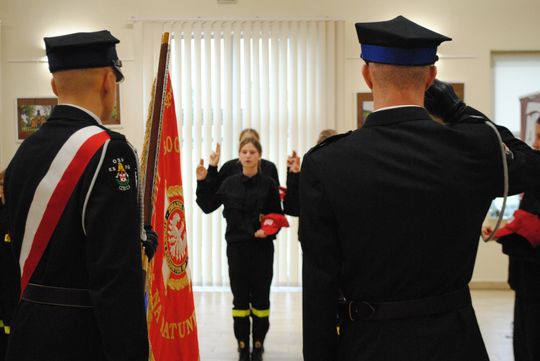 Gm. Izbica. Ślubowanie Młodzieżowej Drużyny Pożarniczej OSP Izbica [GALERIA ZDJĘĆ]