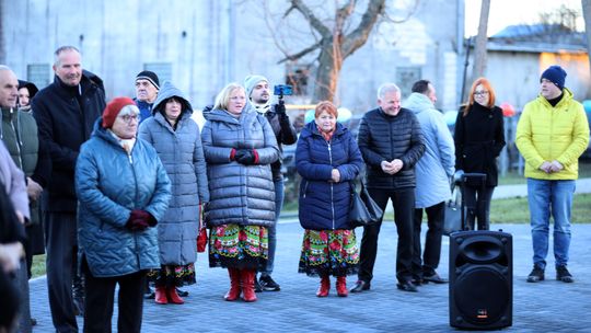 Gm. Leśniowice. Otwarcie drogi powiatowej Kasiłan-Sielec oraz świetlicy wiejskiej w Dębinie [GALERIA ZDJĘĆ]