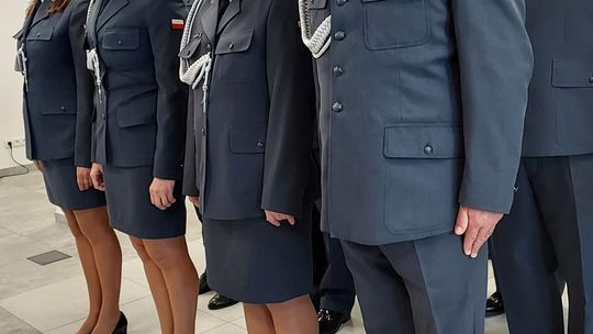 Wyższe stopnie służbowe oraz odznaczenia dla funkcjonariuszy Zakładu Karnego w Chełmie [GALERIA ZDJĘĆ]