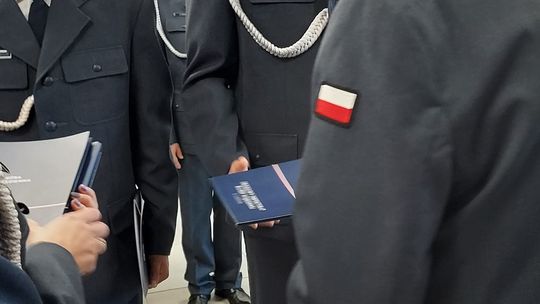 Wyższe stopnie służbowe oraz odznaczenia dla funkcjonariuszy Zakładu Karnego w Chełmie [GALERIA ZDJĘĆ]