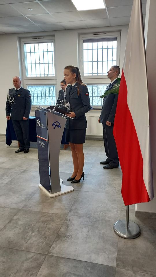 Wyższe stopnie służbowe oraz odznaczenia dla funkcjonariuszy Zakładu Karnego w Chełmie [GALERIA ZDJĘĆ]