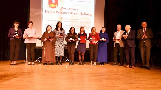 Pow. krasnostawski. Dzień Pracownika Socjalnego [GALERIA ZDJĘĆ]