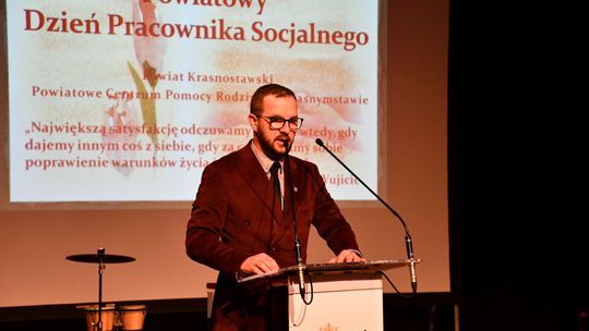 Pow. krasnostawski. Dzień Pracownika Socjalnego [GALERIA ZDJĘĆ]