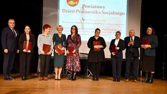 Pow. krasnostawski. Dzień Pracownika Socjalnego [GALERIA ZDJĘĆ]