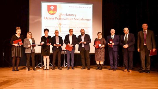 Pow. krasnostawski. Dzień Pracownika Socjalnego [GALERIA ZDJĘĆ]