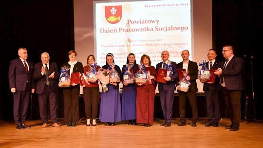 Pow. krasnostawski. Dzień Pracownika Socjalnego [GALERIA ZDJĘĆ]