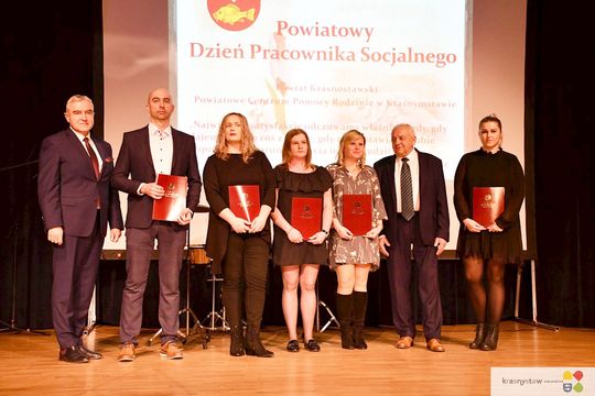 Pow. krasnostawski. Dzień Pracownika Socjalnego [GALERIA ZDJĘĆ]