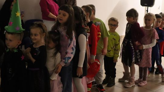 Magiczny Bal Andrzejkowy w Szkole Podstawowej nr 8 w Chełmie [GALERIA ZDJĘĆ]