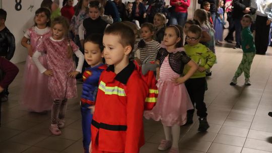 Magiczny Bal Andrzejkowy w Szkole Podstawowej nr 8 w Chełmie [GALERIA ZDJĘĆ]