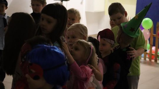 Magiczny Bal Andrzejkowy w Szkole Podstawowej nr 8 w Chełmie [GALERIA ZDJĘĆ]