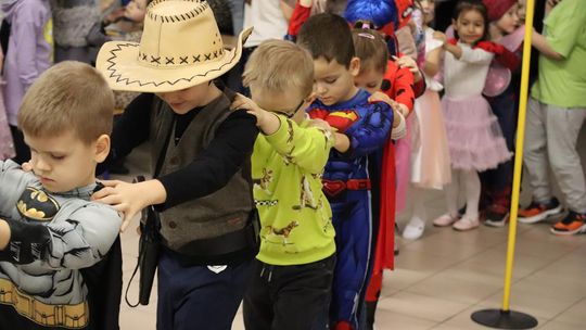 Magiczny Bal Andrzejkowy w Szkole Podstawowej nr 8 w Chełmie [GALERIA ZDJĘĆ]