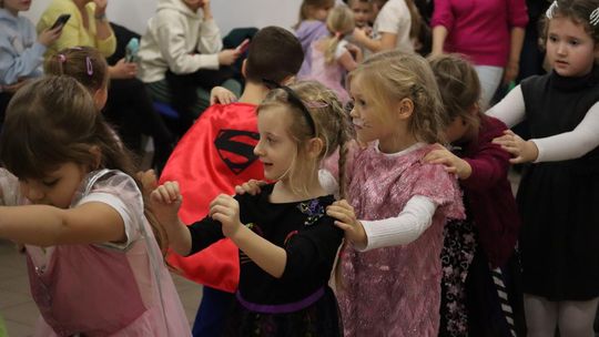 Magiczny Bal Andrzejkowy w Szkole Podstawowej nr 8 w Chełmie [GALERIA ZDJĘĆ]