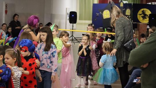 Magiczny Bal Andrzejkowy w Szkole Podstawowej nr 8 w Chełmie [GALERIA ZDJĘĆ]