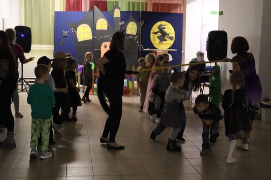 Magiczny Bal Andrzejkowy w Szkole Podstawowej nr 8 w Chełmie [GALERIA ZDJĘĆ]