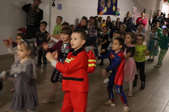 Magiczny Bal Andrzejkowy w Szkole Podstawowej nr 8 w Chełmie [GALERIA ZDJĘĆ]
