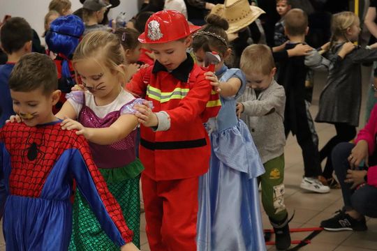 Magiczny Bal Andrzejkowy w Szkole Podstawowej nr 8 w Chełmie [GALERIA ZDJĘĆ]