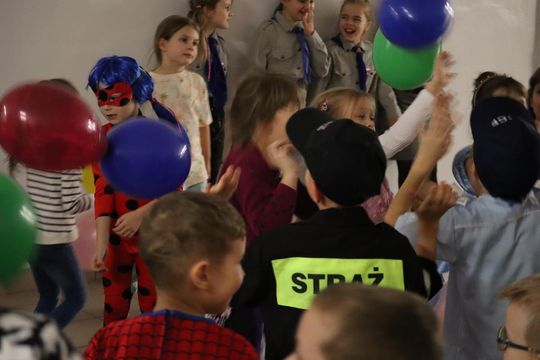 Magiczny Bal Andrzejkowy w Szkole Podstawowej nr 8 w Chełmie [GALERIA ZDJĘĆ]