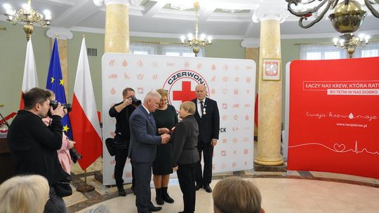 Chełm. Krwiodawcy docenieni. Ich krew ratuje życie! [GALERIA ZDJĘĆ]