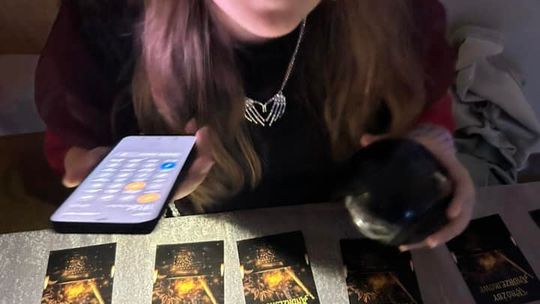 Gm. Wierzbica. Szalone andrzejki w Szkole Podstawowej w Wierzbicy [GALERIA ZDJĘĆ]