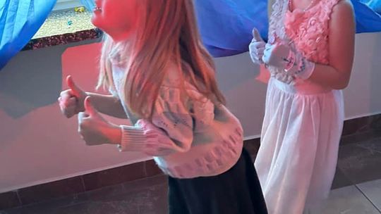 Gm. Wierzbica. Szalone andrzejki w Szkole Podstawowej w Wierzbicy [GALERIA ZDJĘĆ]