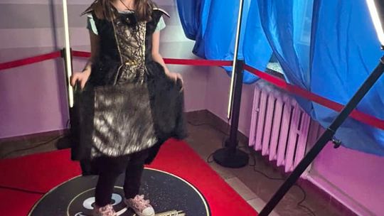 Gm. Wierzbica. Szalone andrzejki w Szkole Podstawowej w Wierzbicy [GALERIA ZDJĘĆ]