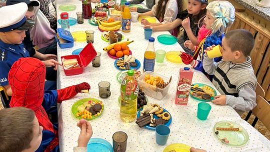 Gm. Wierzbica. Szalone andrzejki w Szkole Podstawowej w Wierzbicy [GALERIA ZDJĘĆ]