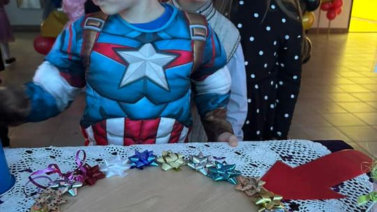 Gm. Wierzbica. Szalone andrzejki w Szkole Podstawowej w Wierzbicy [GALERIA ZDJĘĆ]