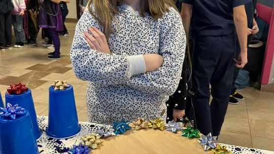 Gm. Wierzbica. Szalone andrzejki w Szkole Podstawowej w Wierzbicy [GALERIA ZDJĘĆ]