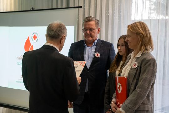 Chełm. Krwiodawcy docenieni. Ich krew ratuje życie! [GALERIA ZDJĘĆ]