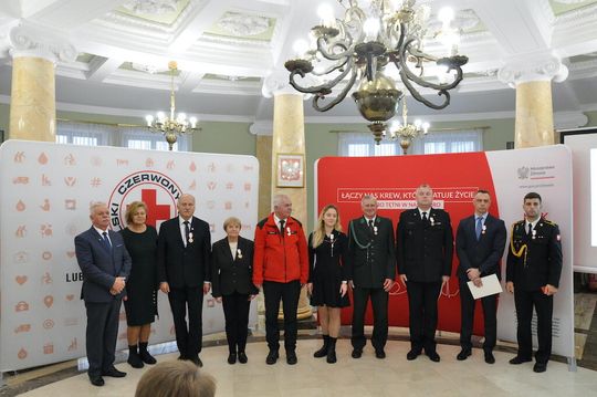 Chełm. Krwiodawcy docenieni. Ich krew ratuje życie! [GALERIA ZDJĘĆ]