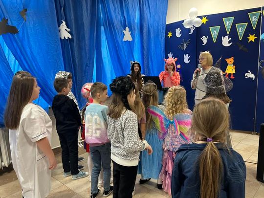 Gm. Wierzbica. Szalone andrzejki w Szkole Podstawowej w Wierzbicy [GALERIA ZDJĘĆ]