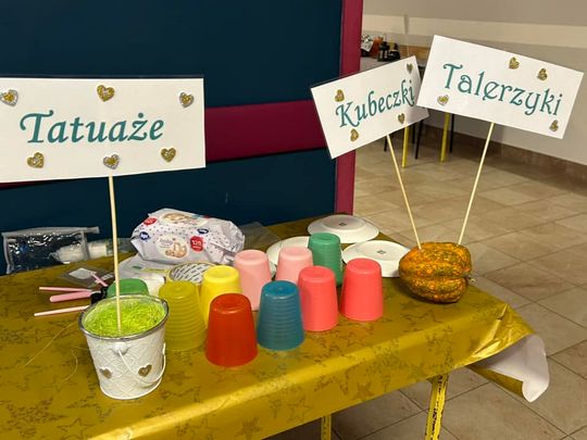 Gm. Wierzbica. Szalone andrzejki w Szkole Podstawowej w Wierzbicy [GALERIA ZDJĘĆ]