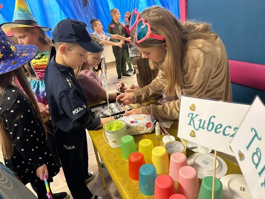 Gm. Wierzbica. Szalone andrzejki w Szkole Podstawowej w Wierzbicy [GALERIA ZDJĘĆ]