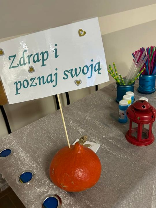 Gm. Wierzbica. Szalone andrzejki w Szkole Podstawowej w Wierzbicy [GALERIA ZDJĘĆ]