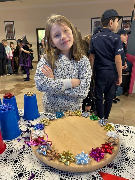 Gm. Wierzbica. Szalone andrzejki w Szkole Podstawowej w Wierzbicy [GALERIA ZDJĘĆ]