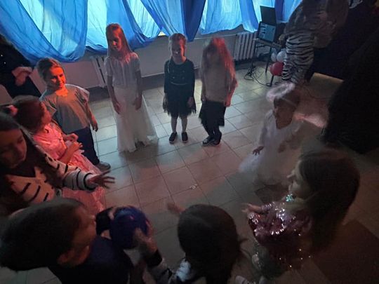 Gm. Wierzbica. Szalone andrzejki w Szkole Podstawowej w Wierzbicy [GALERIA ZDJĘĆ]