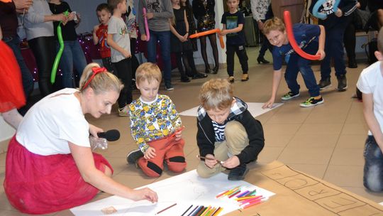 Bal andrzejkowy w Centrum Społeczno - Kulturalnym w Gorzkowie [GALERIA ZDJĘĆ]