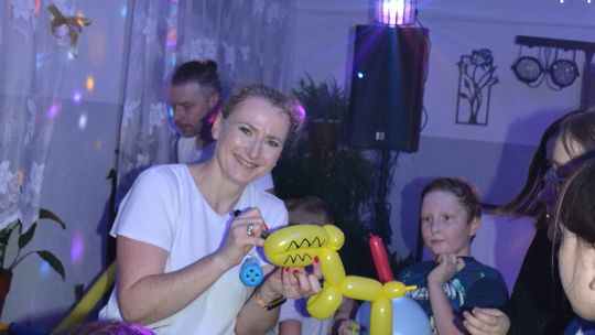 Bal andrzejkowy w Centrum Społeczno - Kulturalnym w Gorzkowie [GALERIA ZDJĘĆ]