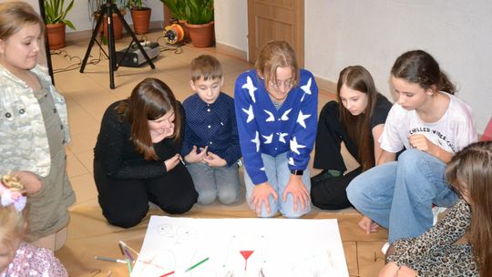 Bal andrzejkowy w Centrum Społeczno - Kulturalnym w Gorzkowie [GALERIA ZDJĘĆ]