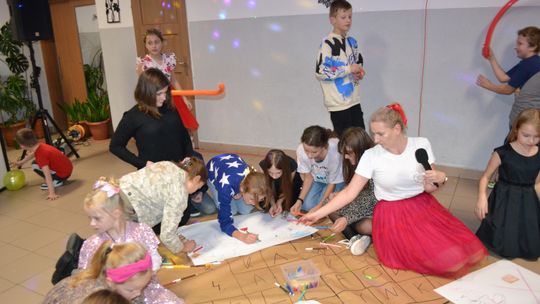 Bal andrzejkowy w Centrum Społeczno - Kulturalnym w Gorzkowie [GALERIA ZDJĘĆ]