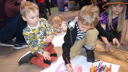 Bal andrzejkowy w Centrum Społeczno - Kulturalnym w Gorzkowie [GALERIA ZDJĘĆ]