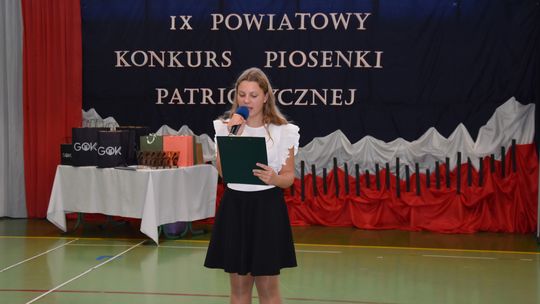 Gm. Łopiennik Górny. IX Powiatowy Konkurs Piosenki Patriotycznej [GALERIA ZDJĘĆ]