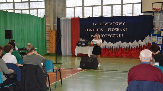 Gm. Łopiennik Górny. IX Powiatowy Konkurs Piosenki Patriotycznej [GALERIA ZDJĘĆ]