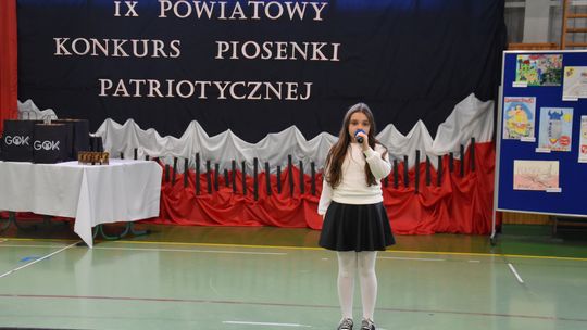 Gm. Łopiennik Górny. IX Powiatowy Konkurs Piosenki Patriotycznej [GALERIA ZDJĘĆ]